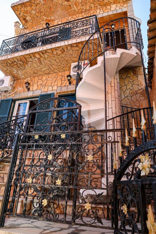 La Maison Au Village Apartment Avliotai